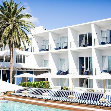 Halcyon House Hotel คาบารีทาบีช ภายนอก รูปภาพ