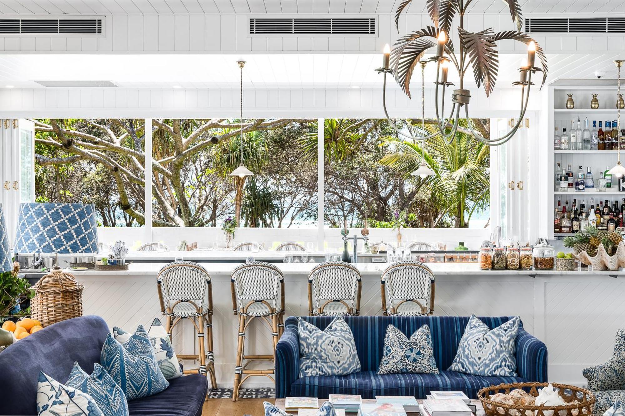 Halcyon House Hotel คาบารีทาบีช ภายนอก รูปภาพ