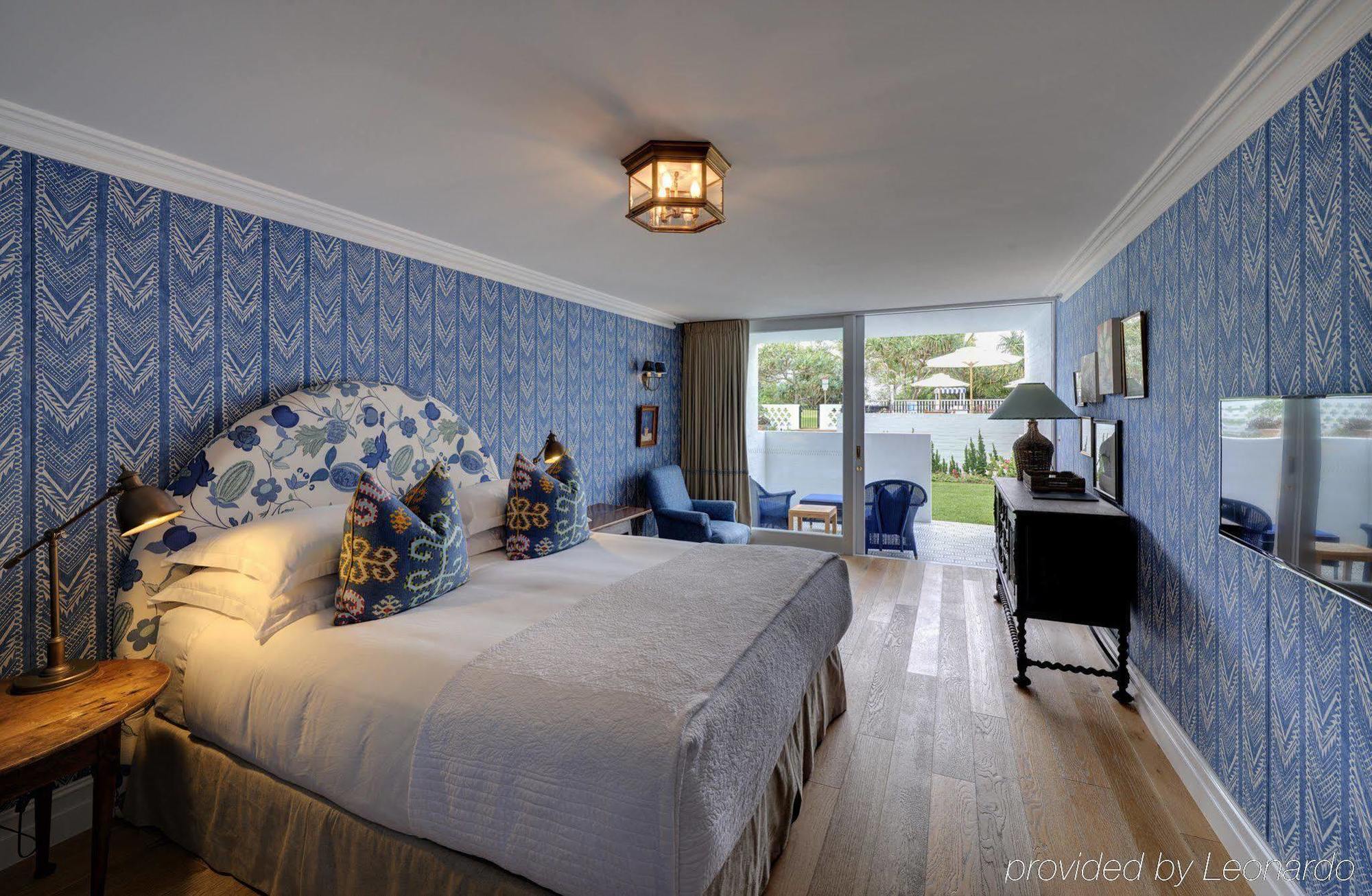Halcyon House Hotel คาบารีทาบีช ภายนอก รูปภาพ